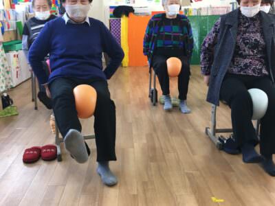 キラキラわかばの会　11月16日　丸岡先生　と　お説教